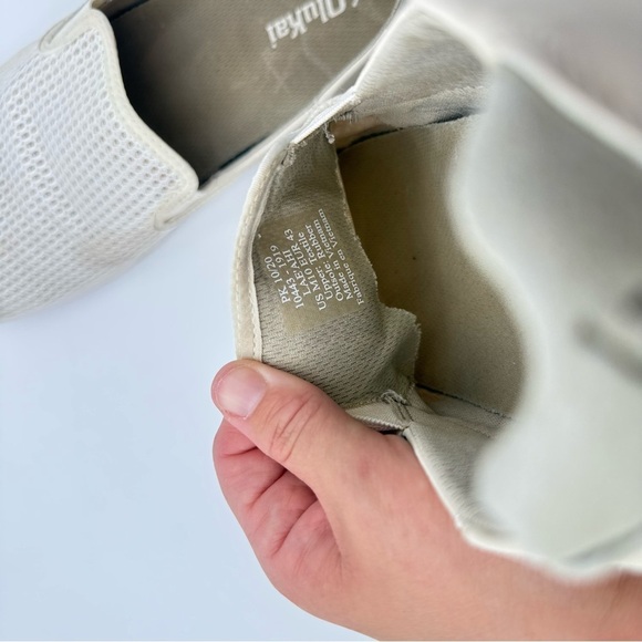 OluKai Lae’ahi Slip Ons men size 10 cream white boat shoes breathable - Picture 6 of 7